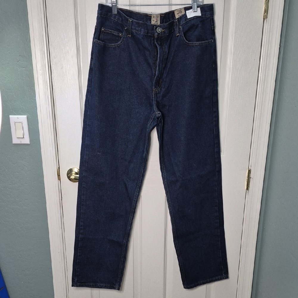 RedHead Men's Dark Blue Straight Jeans